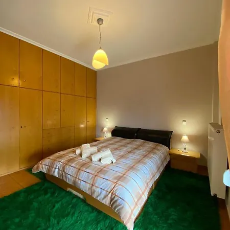 Apartman Sitara's House