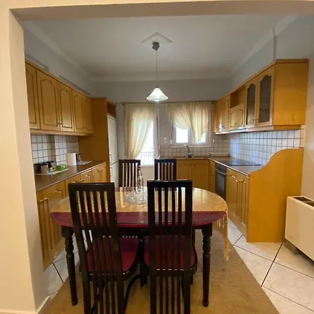 Sitara's House Karpeníszi